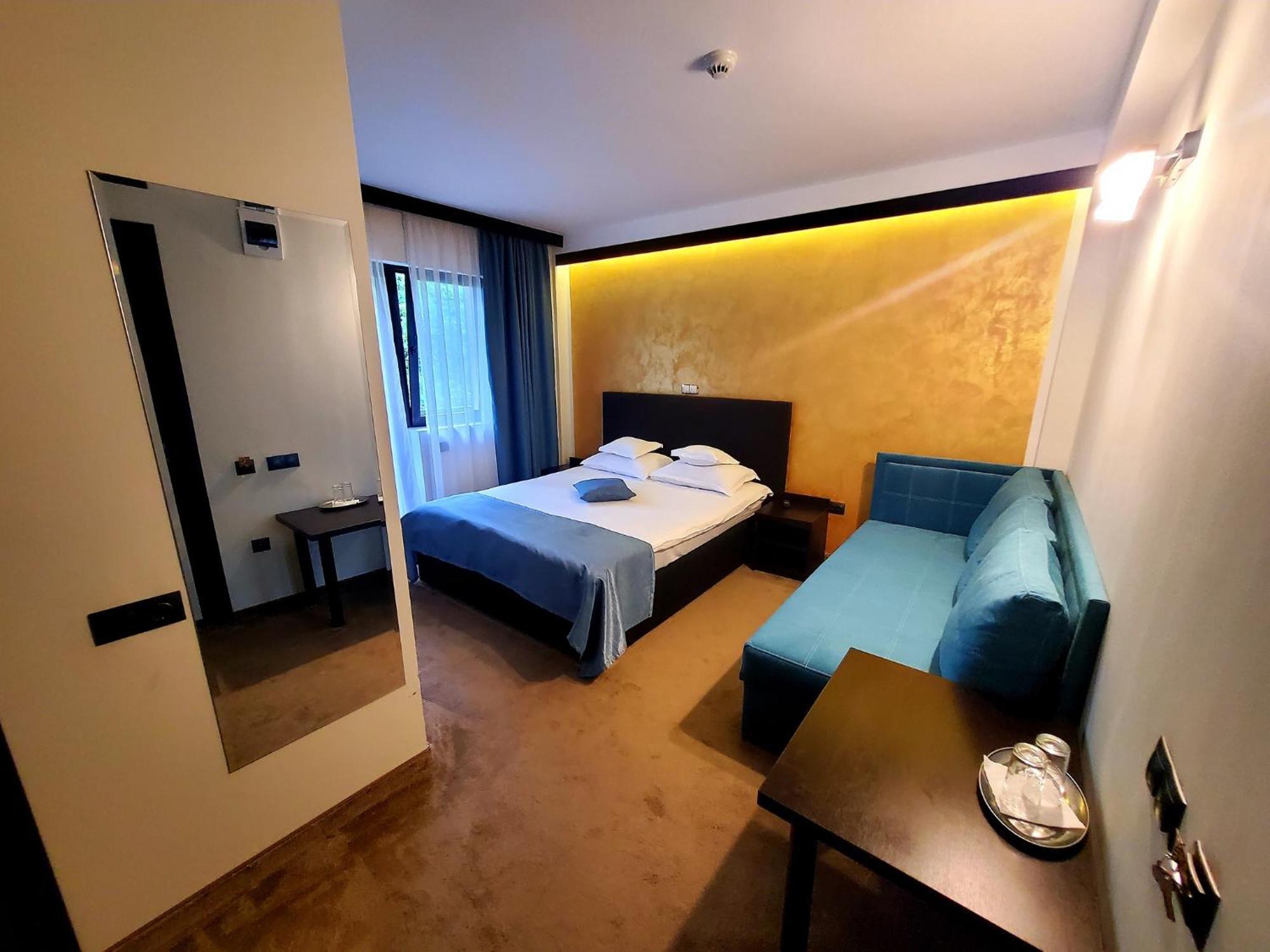 Spell Hotels Capatineni-Paminteni Extérieur photo