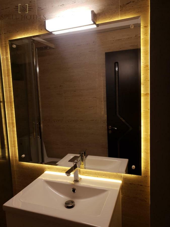 Spell Hotels Capatineni-Paminteni Extérieur photo